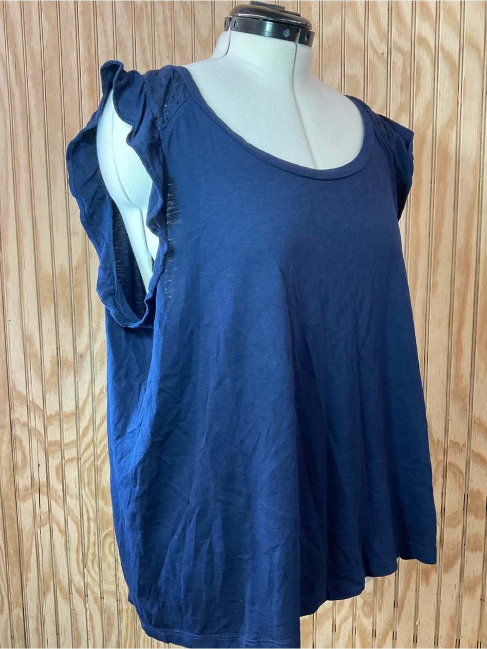 crown & ivy Navy Ruffle Cap Sleeve Tank Top - Picture 2 of 5